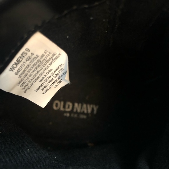 Old Navy Black Ankle Boots - Picture 4 of 5